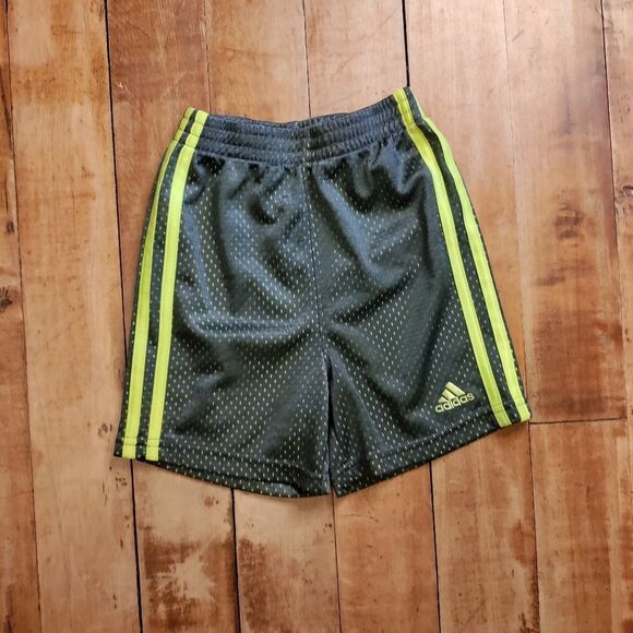Adidas shorts 2T soccer shorts gray yellow lined spring summer neon - Picture 1 of 4